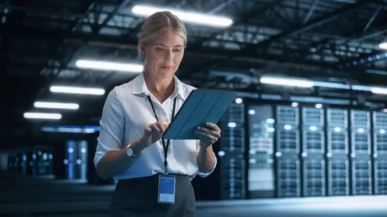 IT-Expertin nutzt digitale Plattform – Einsatz von ServiceNow in Unternehmen | Financipation Club