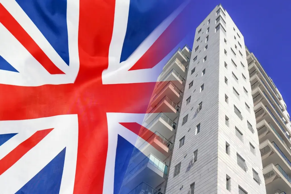 Moderne Wohngebäude vor einer britischen Flagge als Symbol für Immobilien und internationale Investitionen – Financipation Club